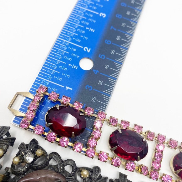 680 Collection Of 4 Vintage Ornate Link Bracelets, All Mixed Materials - Picture 12 of 13